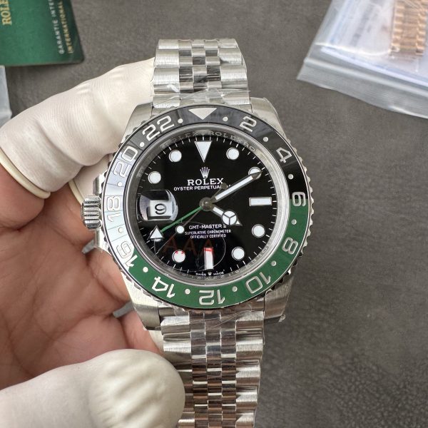 VS Factory Rolex GMT-Master II “Sprite” Black/Green Ceramic Bezel Jubilee Bracelet (m126720vtnr-0002) — front product view