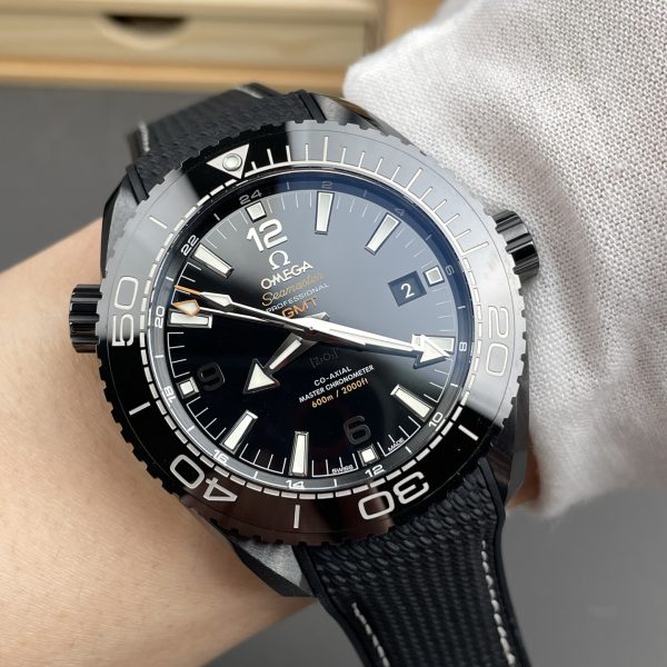VS Factory Omega Seamaster Planet Ocean 600M GMT 45.5mm “Deep Black” (215.92.46.22.01.001) — detail view 4