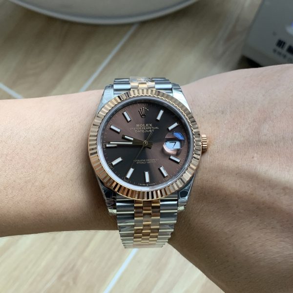VS Factory Rolex Datejust 41mm Two-Tone Rose Gold Chocolate Dial Jubilee Bracelet (126331) — detail view 3