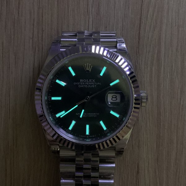 VS Factory Rolex Datejust 41mm Mint Green Sunburst Dial Fluted Bezel Jubilee Bracelet (126334) — detail view 5