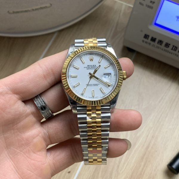 VS Factory Rolex Datejust 41mm Two-Tone Yellow Gold White Dial Jubilee Bracelet (126333) — detail view 1