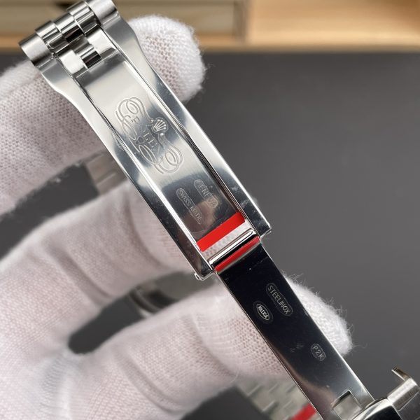VS Factory Rolex Datejust 36mm “Wimbledon” Dial Jubilee Bracelet (126234) — detail view 7