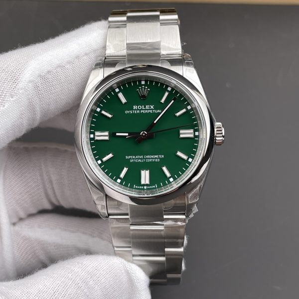 VS Factory Rolex Oyster Perpetual 36mm “Rolex Green” Lacquer Dial Smooth Bezel Oyster Bracelet (126000) — detail view 1