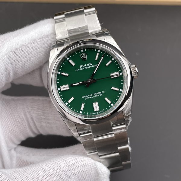 VS Factory Rolex Oyster Perpetual 36mm “Rolex Green” Lacquer Dial Smooth Bezel Oyster Bracelet (126000) — detail view 3