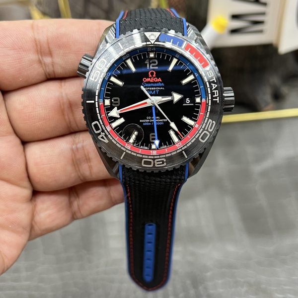 VS Factory Omega Seamaster Planet Ocean 600M GMT “Deep Black” ETNZ Edition 45.5mm (215.92.46.22.01.004) — detail view 1