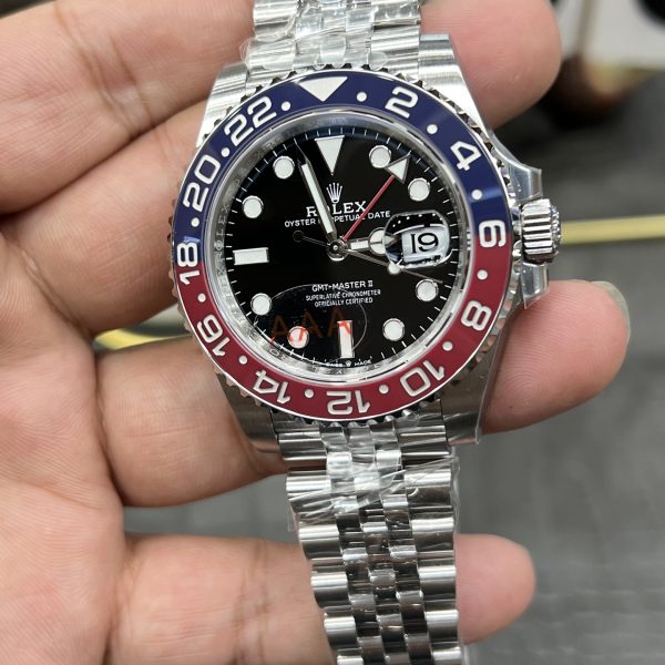 VS Factory Rolex GMT-Master II “Pepsi” Red/Blue Ceramic Bezel Jubilee Bracelet (126710blro) — detail view 2