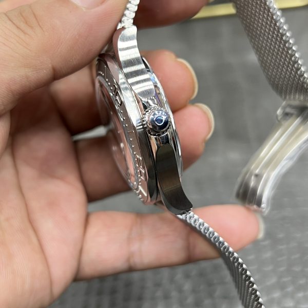 VS Factory Omega Seamaster Diver 300M 42mm James Bond 60th Anniversary Mesh Bracelet… — detail view 7