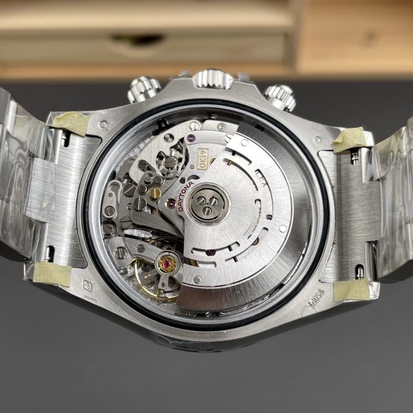 VS Factory Rolex Cosmograph Daytona “Ice Blue” Platinum (116506) — detail view 6