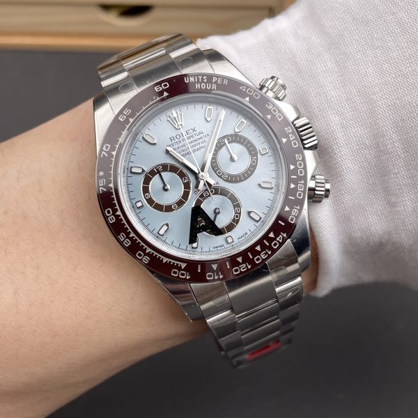 VS Factory Rolex Cosmograph Daytona “Ice Blue” Platinum (116506) — detail view 4