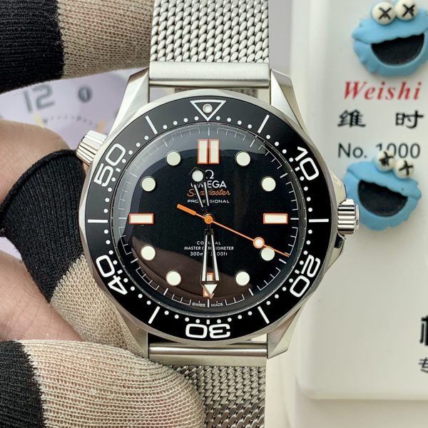 VS Factory Omega Seamaster Diver 300M 42mm 007 Edition “No Time To Die” Matte Black Dial Titanium Mesh… — detail view 1