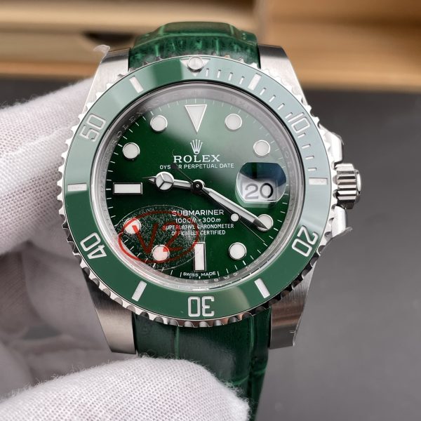 VS Factory Rolex Submariner Date “Hulk” Custom Green Leather Strap 40mm (116610LV) — front product view