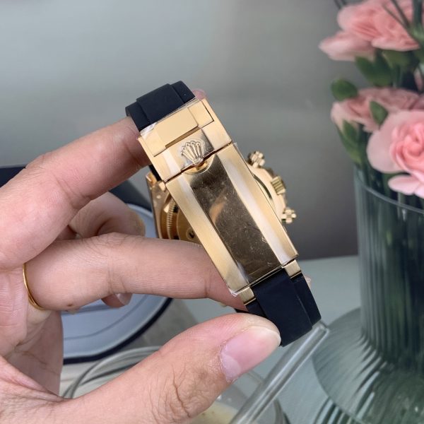 VS Factory Rolex Cosmograph Daytona Yellow Gold “Shawn Yue” Champagne Dial Rubber Strap (126518LN) — detail view 8