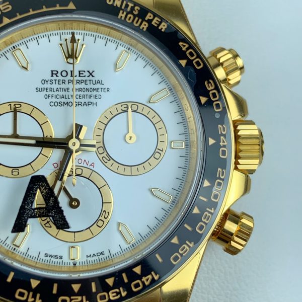 VS Factory Rolex Cosmograph Daytona Yellow Gold White Dial Rubber Strap (126518LN) — detail view 2