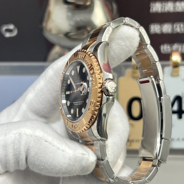 VS Factory Rolex Yacht-Master 44mm Black Dial Rosegold Bezel Two-Tone Rose Gold Oyster Bracelet (126621) — detail view 5