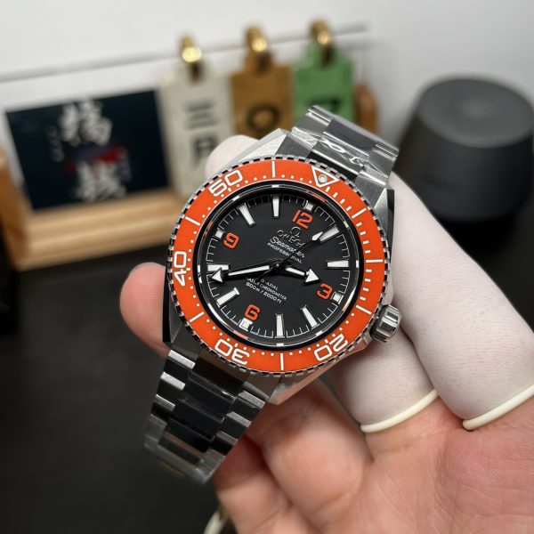 VS Factory Omega Seamaster Planet Ocean 600M 42mm Black Dial Orange Arabic Numerals Orange Ceramic Bezel… — detail view 2