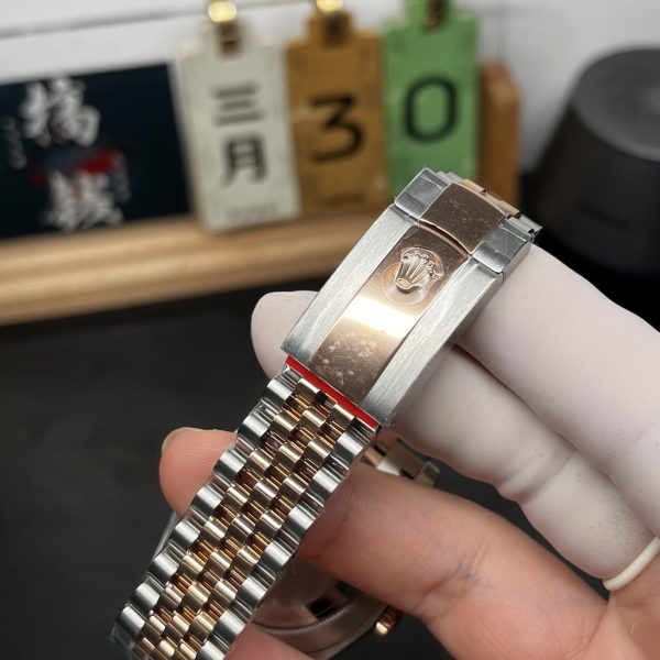 VS Factory (VSF) Rolex Datejust 41 126331 “Chocolate Dial” Two-Tone Everose Gold — detail view 5