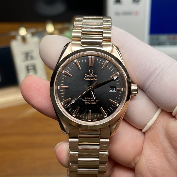 VS Factory Omega Seamaster Aqua Terra 150M 41.5mm Full Red Gold Grey Dial (231.50.42.21.06.002) — front product view