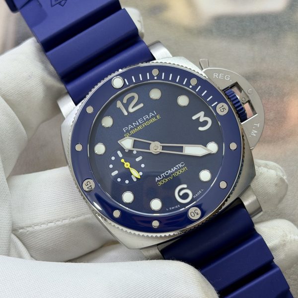 VS Factory Panerai Submersible 44mm Blue Ceramic (PAM01676) – Dandong — detail view 2