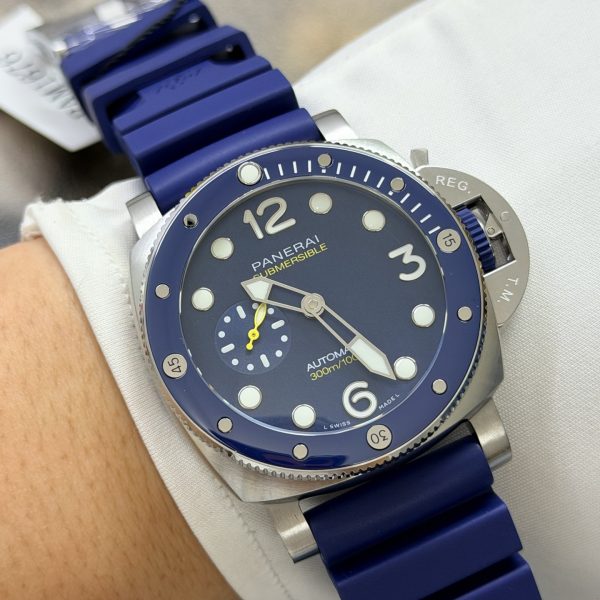 VS Factory Panerai Submersible 44mm Blue Ceramic (PAM01676) – Dandong — detail view 3