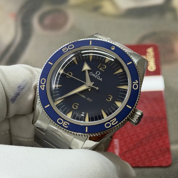 VS Factory Omega Seamaster 300 41mm Heritage Blue Dial (234.30.41.21.03.001) — detail view 2
