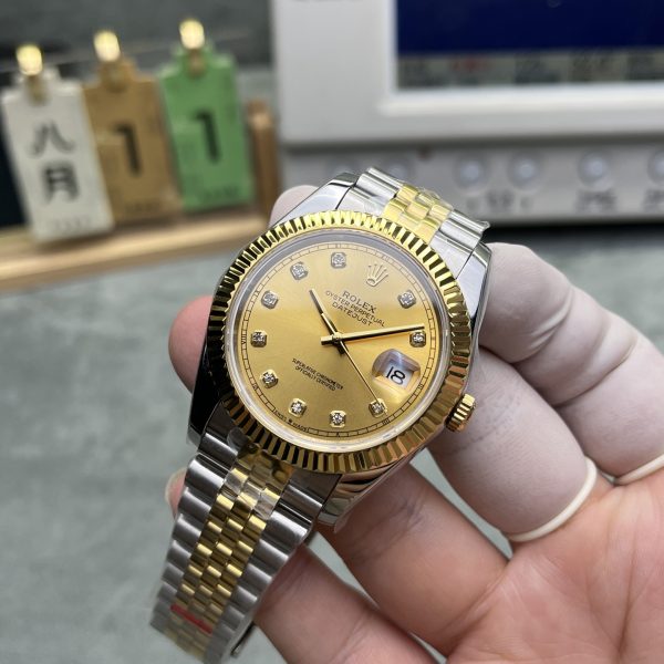 VS Factory Rolex Datejust 41mm Two-Tone Gold Champagne Diamond Dial Fluted Bezel Jubilee Bracelet… — detail view 2