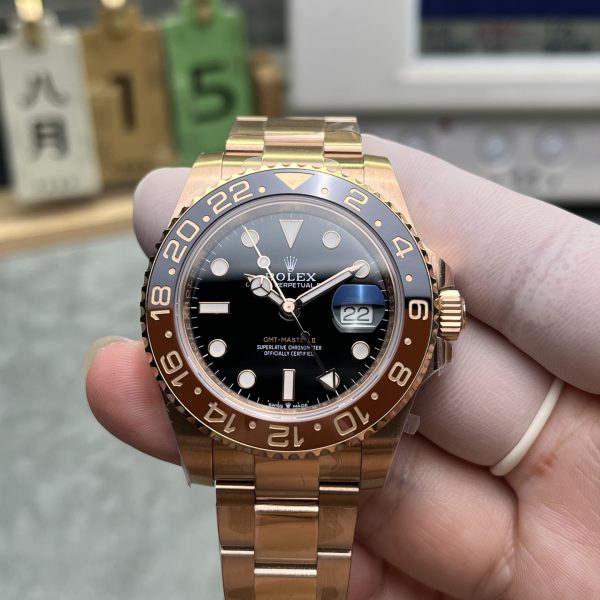 VS Factory Rolex GMT-Master II 40mm “Root Beer” Full Rose Gold (126715CHNR) — front product view