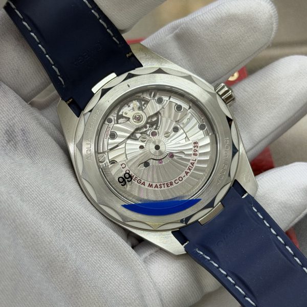 VS Factory Omega Seamaster Aqua Terra 150M Worldtimer 43mm Blue Dial (220.12.43.22.03.001) — detail view 8