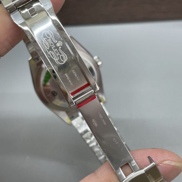 VS Factory Rolex Oyster Perpetual 36mm Coral Red Dial Smooth Bezel Oyster Bracelet (126000) — detail view 7