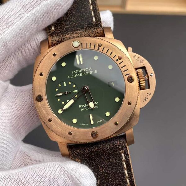 VS Factory Panerai Submersible 47mm1950 Matte Olive Green Dial Bronzo Bezel Brown Leather Strap… — detail view 3