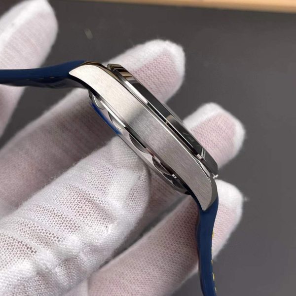 VS Factory Omega Seamaster Aqua Terra 150M 41mm Blue Dial Smooth Bezel Yellow Seconds Hand… — detail view 4
