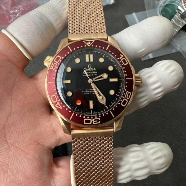 VS Factory Omega Seamaster Diver 300M 007 “No Time To Die” Matte Tropical Brown/Black Dial Titanium Mesh… — front product view