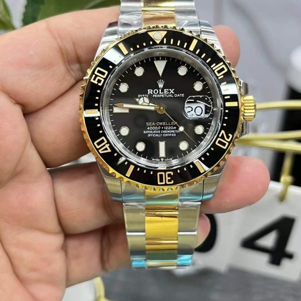 VS Factory Rolex Sea-Dweller 43mm Two-Tone Yellow Gold Black Dial Ceramic Bezel Oyster Bracelet (126603) — detail view 1