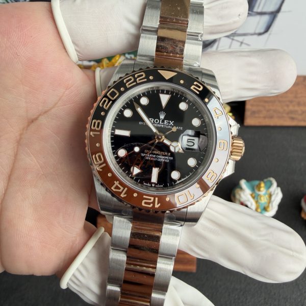 VS Factory Rolex GMT-Master II “Root Beer” Two-Tone Everose Gold Brown/Black Oyster Bracelet (126711chnr) — detail view 3