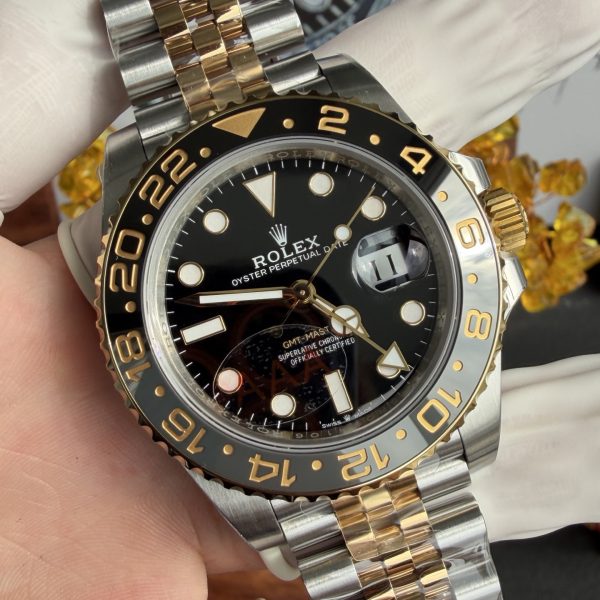 VS Factory Rolex GMT-Master II Two-Tone Yellow Gold Black/Grey Ceramic Bezel Jubilee Bracelet… — detail view 6
