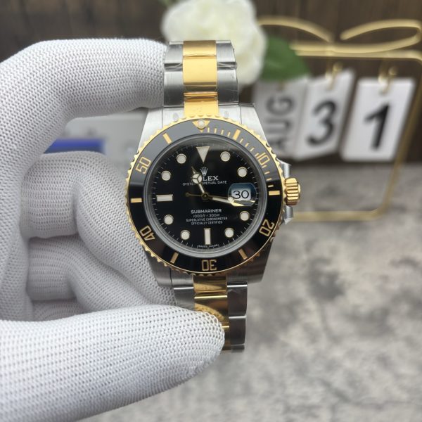VS Factory Rolex Submariner Date “Two-Tone Black” 18K Yellow Gold 40mm (116613LN) — front product view