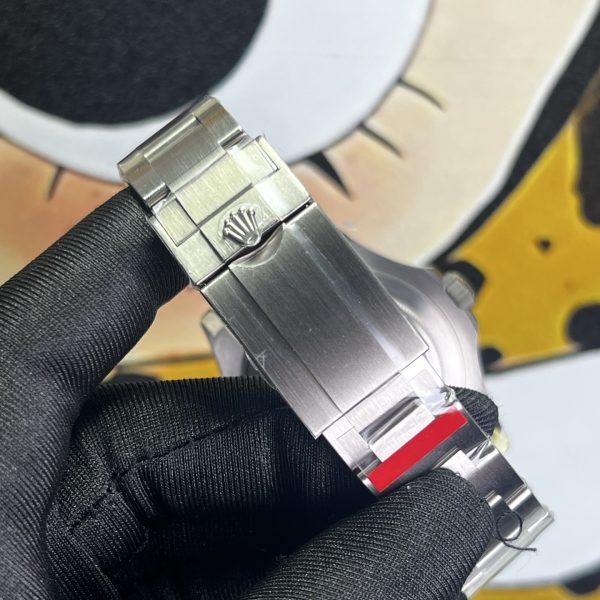 VS Factory Rolex Yacht-Master Titanium 42mm Black Dial (226627) — detail view 4