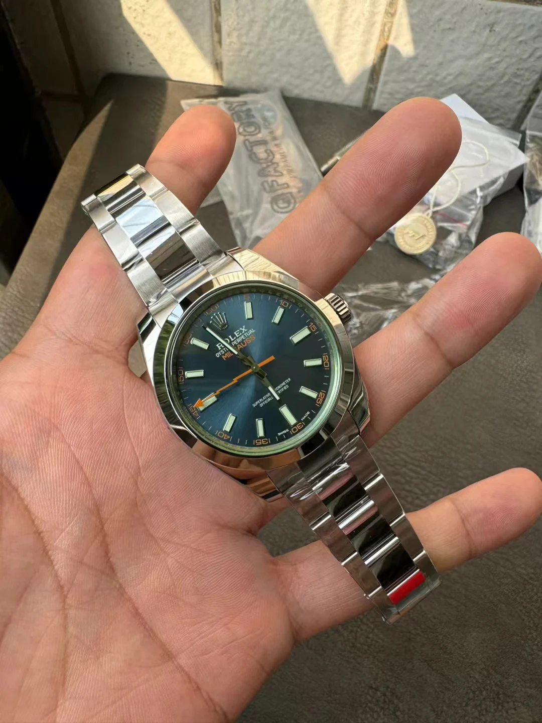 Rolex Milgauss 116400GV VSF Replica Watch — 40mm, Blue Dial, Green Sapphire, VS3131 - Image 2