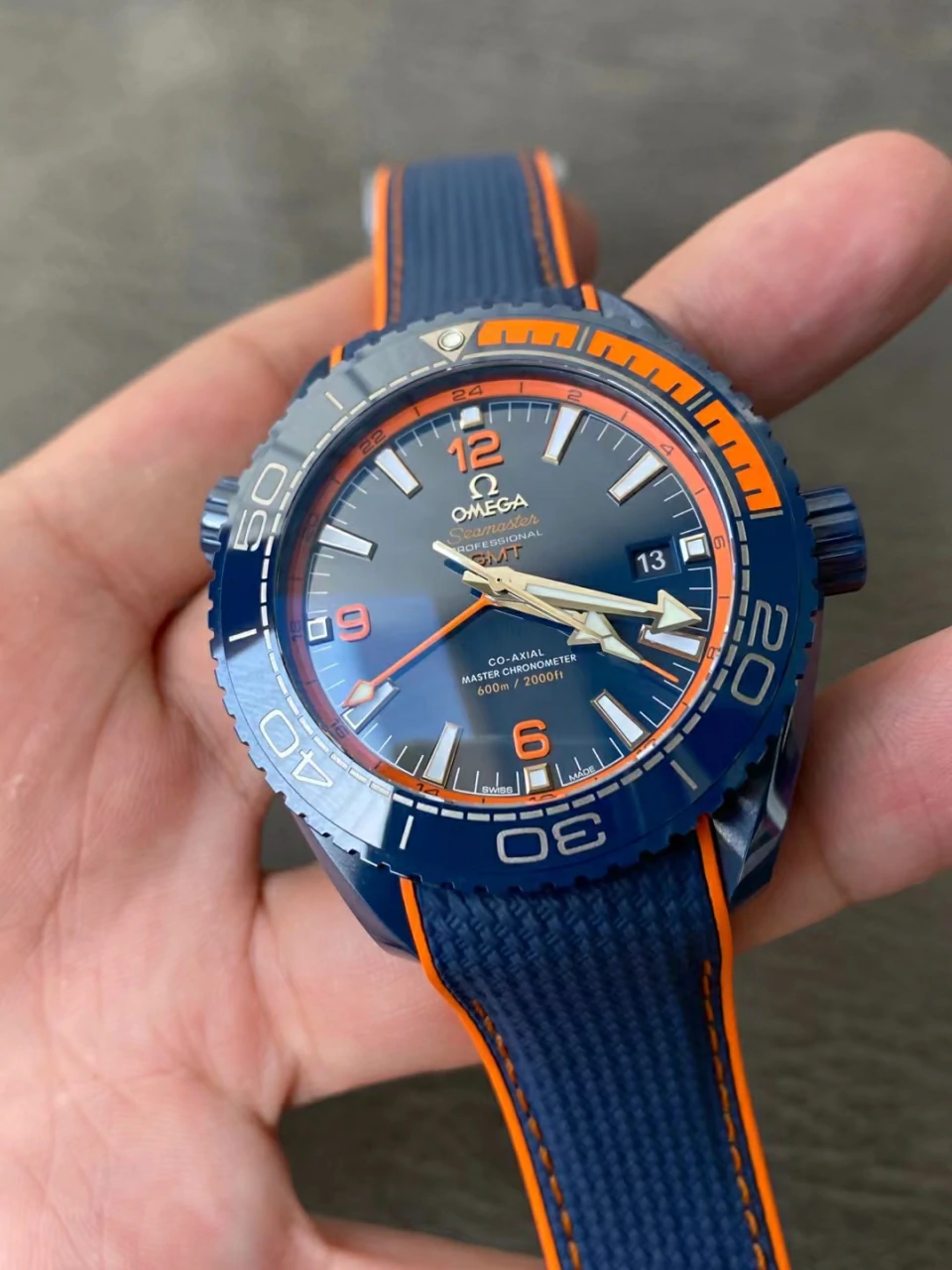 Omega Seamaster Planet Ocean Big Blue VSF Replica Watch — 45.5mm, Blue Ceramic, Rubber, DD8906 - Image 2