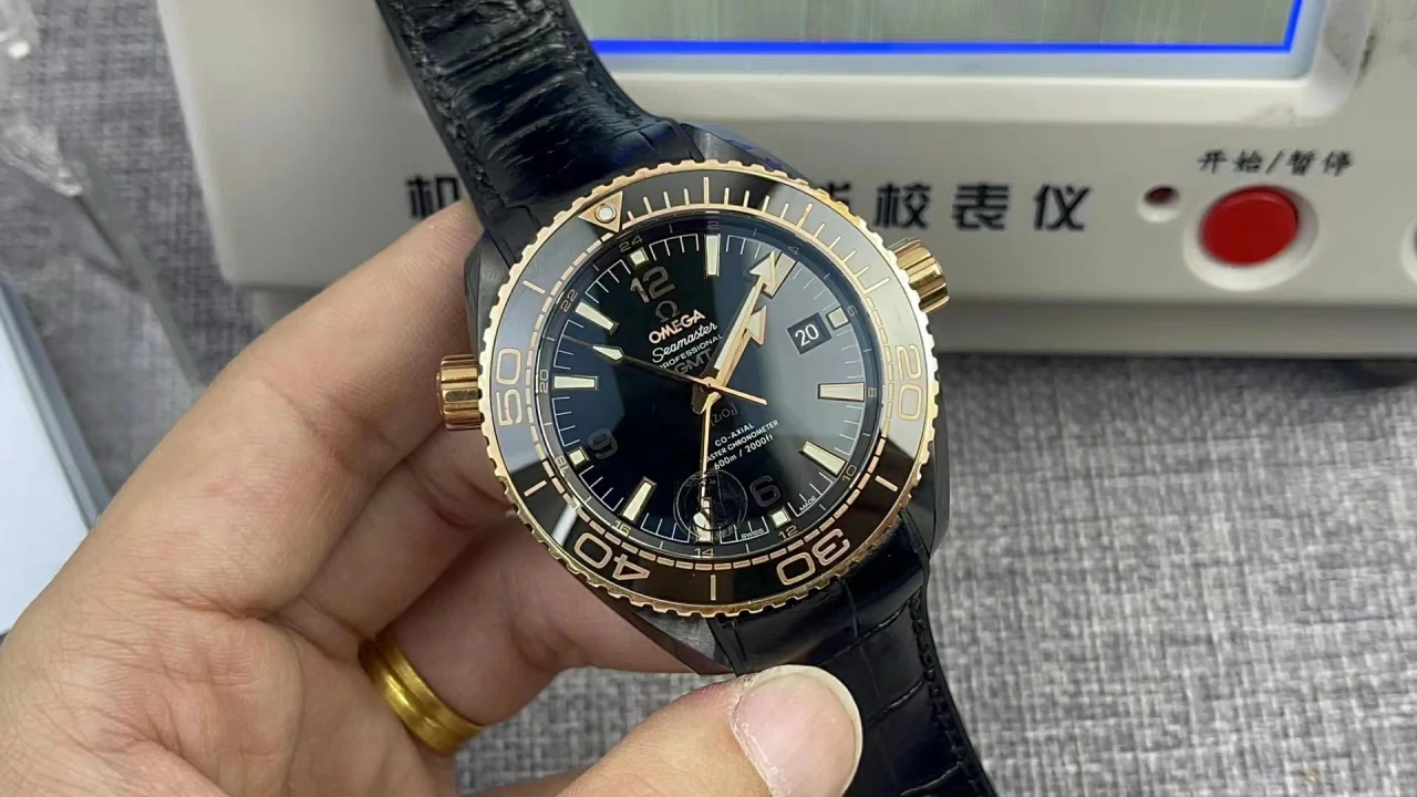Omega Seamaster Planet Ocean Deep Gold VSF Replica Watch — 45.5mm, Black Ceramic, Rose Gold Bezel, Rubber, DD8906