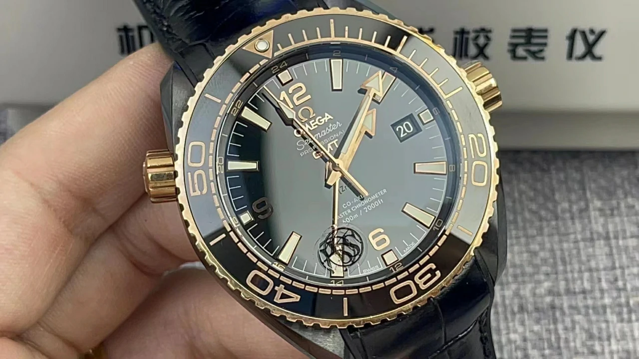 Omega Seamaster Planet Ocean Deep Gold VSF Replica Watch — 45.5mm, Black Ceramic, Rose Gold Bezel, Rubber, DD8906 - Image 2