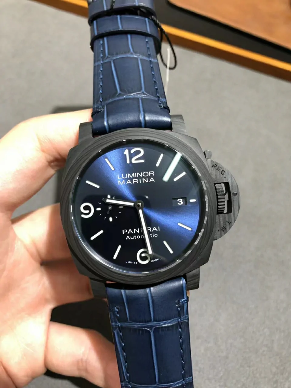 Panerai Luminor PAM01664 VSF Replica Watch — 44mm, Black Dial, Carbotech, Blue Leather, P.9010