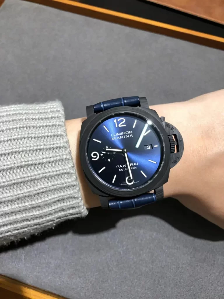 Panerai Luminor PAM01664 VSF Replica Watch — 44mm, Black Dial, Carbotech, Blue Leather, P.9010 - Image 6