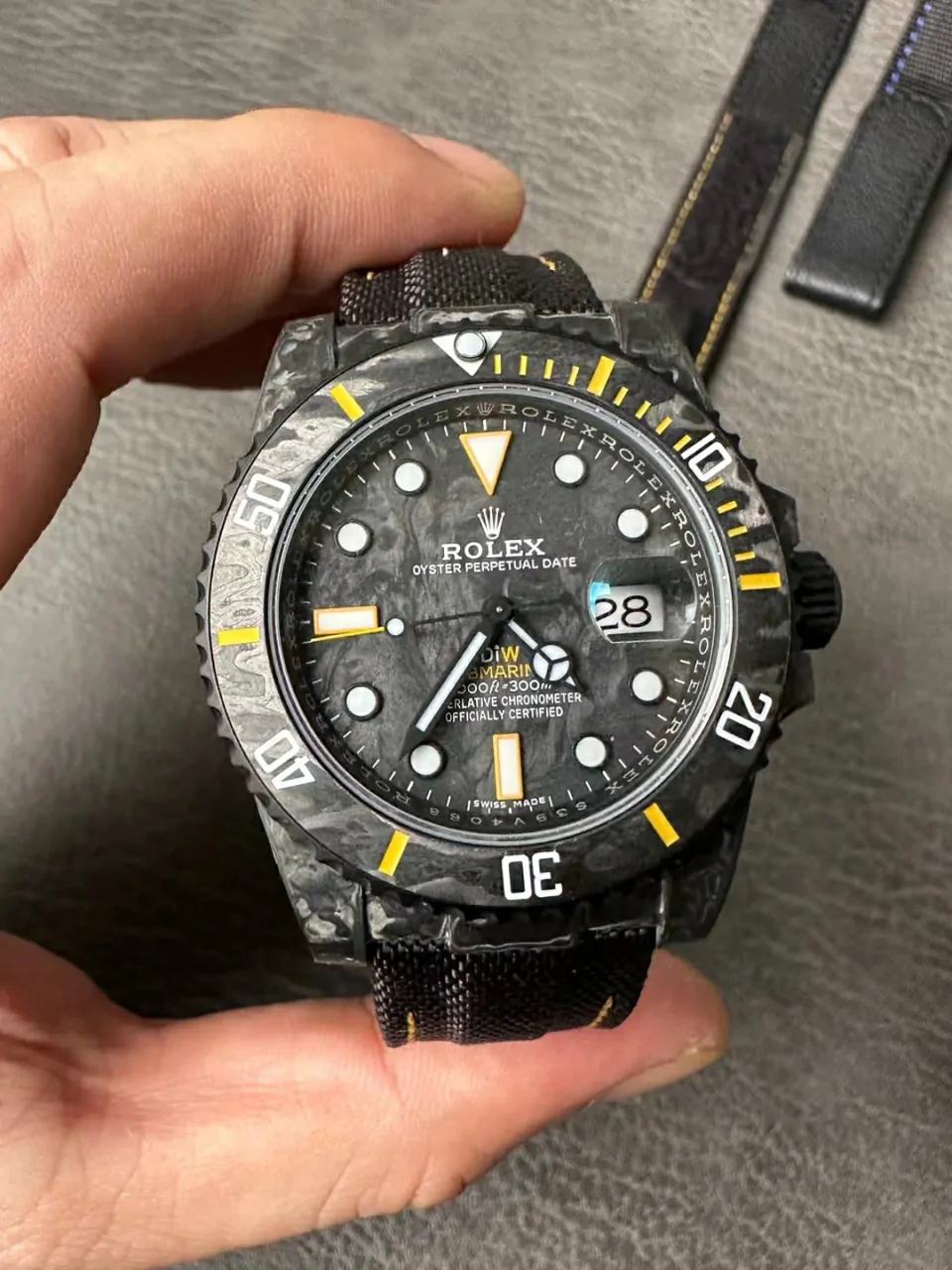 Rolex Submariner VSF Replica Watch — Forged Carbon Dial, Nylon, DiW Carbon Yellow Element, DD3135
